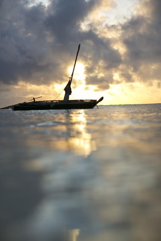 Diani Sea Lodge Diani Beach Εξωτερικό φωτογραφία